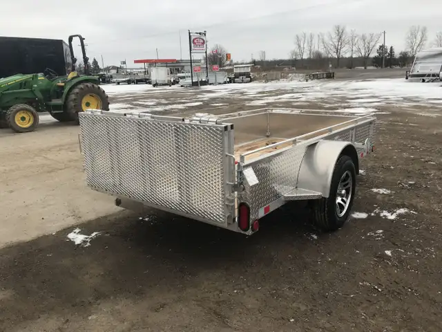 2023 ACTION SERIES 5 X 10 UTILITY TRAILER WITH BI-FOLD GATE! in Cargo & Utility Trailers in London - Image 4