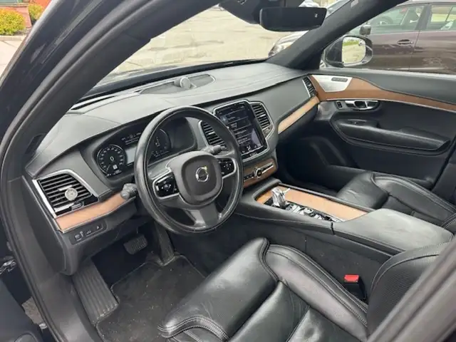 2017 Volvo XC90 Hybrid AWD T8 Excellence 1 Owner 4Passenger Plug in Cars & Trucks in Mississauga / Peel Region - Image 10