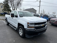 See Dealer Website for Details. 2018 Chevrolet Silverado 1500 camion de travail/LS (image 2)