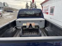 KBB.com Brand Image Awards. This Ford Super Duty F-350 DRW boasts a Diesel V8 6.4L/391 engine poweri... (image 6)