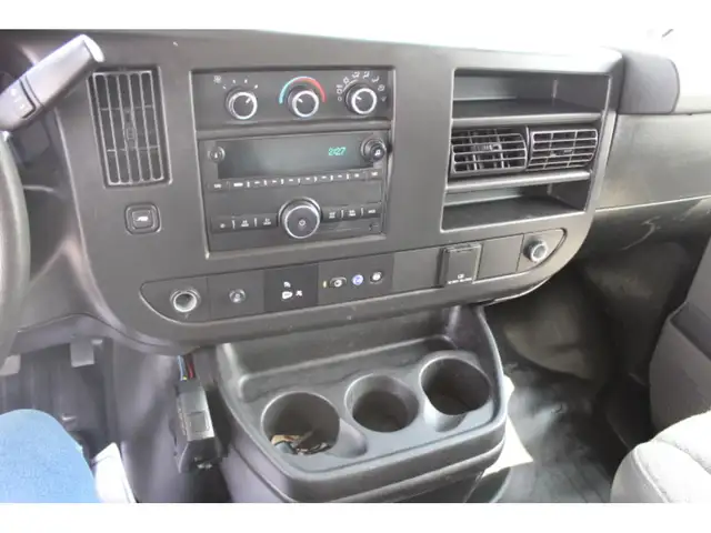 2021 GMC Savana CUBE 14 PIEDS + DECK 6.6 LITRES 1 SEUL PROPRIO in Cars & Trucks in Laval / North Shore - Image 16