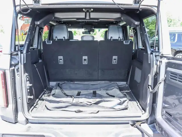 2024 Ford Bronco Outer Banks SASQUATCH PAKCAGE AND LUXURY PAC... dans Autos et camions dans Ottawa - Image 19