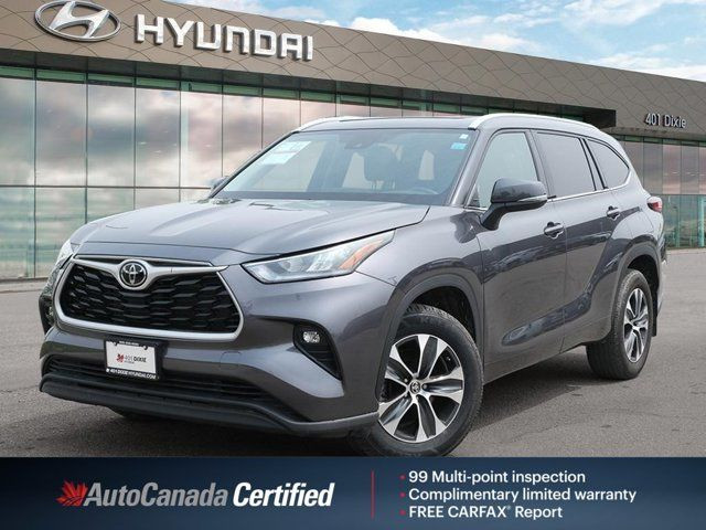 2022 Toyota Highlander XLE in Cars & Trucks in Mississauga / Peel Region