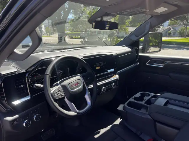 2024 GMC Sierra 2500HD SLE dans Autos et camions dans Penticton - Image 13