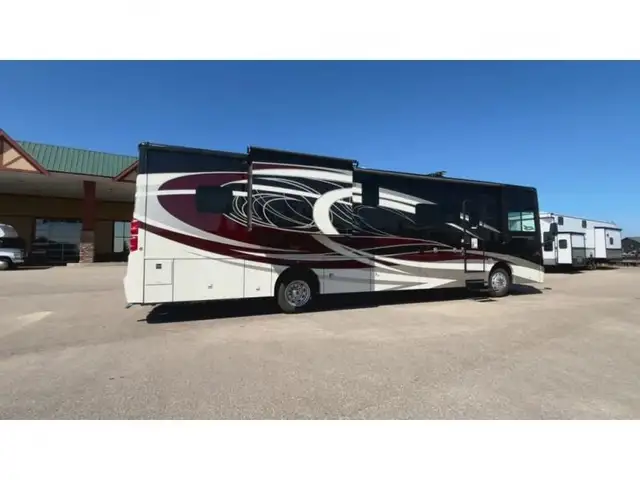 2023 Coachmen RV Sportscoach SRS 365RB in RVs & Motorhomes in Abbotsford - Image 8