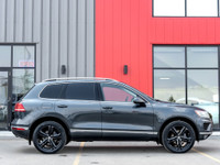 Carget Supercentre is proud to present this new 2015 Volkswagen Touareg Execline! EXTERIOR: DARK FLI... (image 3)