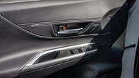 *Dual Sunroof, Heads-Up Display, Cooled Seats, Wireless Charging, Premium Audio, Leather Seats, Navi... (image 8)