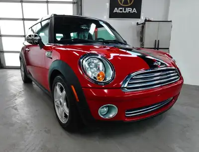 2010 MINI COOPER CLUBMAN ,WELL MAINTAIN,LOW KM FOR YEAR,NO ACCIDENT Very Clean Unit, 4 Cylinder 1.6L...