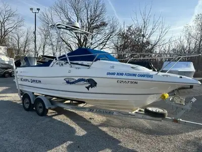 Powered by Yamaha F250 (very low hours!) and Mercury Pro Kicker 15 EFI. Both motors installed brand...