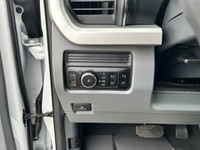 The 2025 Ford Super Duty F-350 SRW XLT CrewCab 160 is a powerhouse designed to meet the demands of b... (image 8)