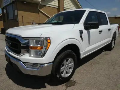 ONE OWNER, ACCIDENT FREE 3.3 V6, ALL POWER OPTIONS, BACKUP CAMERA, LANE ASSIT, BLUE TOOTH, TOW PACKA...