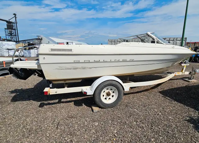1999 Bayliner Capri 1954 in Powerboats & Motorboats in Regina - Image 2