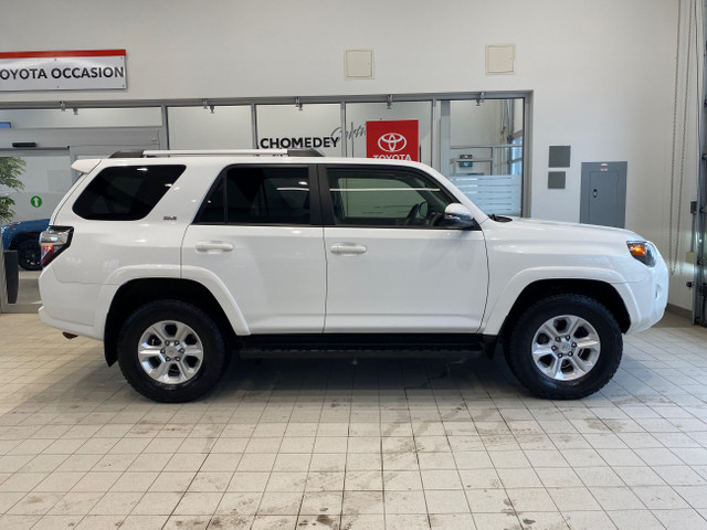 2021 Toyota 4Runner SR5 4X4 7 Places Toit Ouvrant Cuir Bluetooth in Cars & Trucks in Laval / North Shore - Image 2