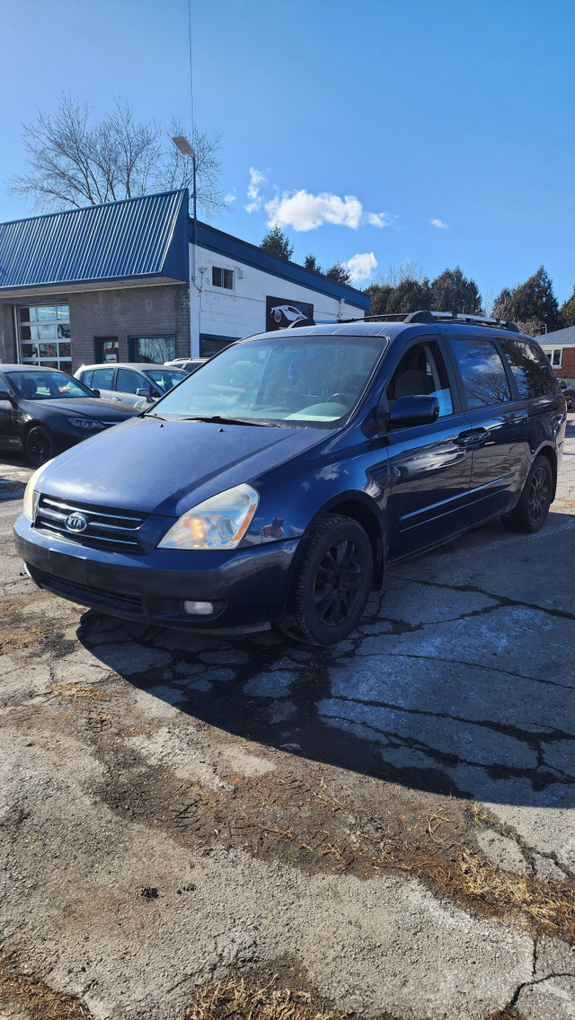 2008 Kia Sedona in Cars & Trucks in Laval / North Shore