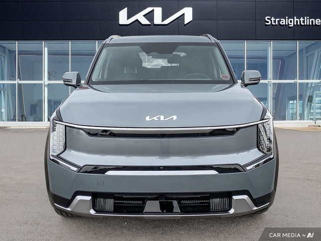 2026 Kia EV9 Land AWD w/ Premium Package Icy Cool Look, Premium  in Cars & Trucks in Medicine Hat - Image 2
