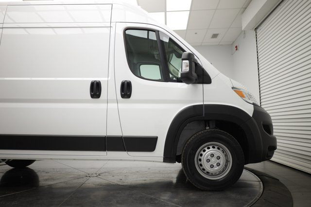 2024 Ram ProMaster Cargo Van Tradesman in Cars & Trucks in Calgary - Image 3
