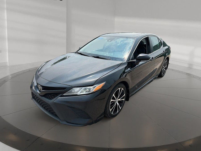 2020 TOYOTA CAMRY SE SEDAN in Cars & Trucks in Stratford
