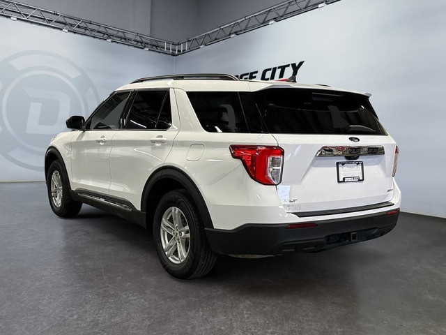 2023 Ford Explorer XLT V6 - Power Liftgate - 2nd Row Captain... in Cars & Trucks in Lethbridge - Image 3