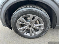 - ONE OWNER - ACCIDENT FREE - HEATED LEATHER SEATS - HEATED STEERING WHEEL - TWIN PANEL MOONROOF - N... (image 9)