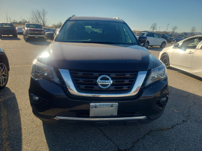 2018 Nissan Pathfinder Platinum