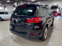 RARE FIND R-LINE HIGHLINE! TOP OF THE LINE! MOST DESIRABLE COLOR COMBO! LOCAL ONTARIO 1 OWNER SUV! E... (image 2)
