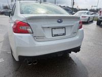 PRICING POLICY:**All advertised pricing reflects our special financing offer. A $2,200 finance incen... (image 7)