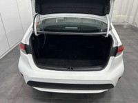 Découvrez la Toyota Corolla LE 2022, une symphonie de style et de fonctionnalité qui ne manquera pas... (image 7)