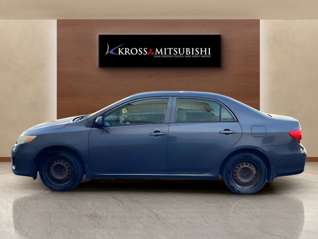 2011 Toyota Corolla LE in Cars & Trucks in Edmonton - Image 3