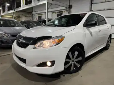 Options: AIR CLIMATISÉ, VITRE ÉLECTRIQUE, MIROIR ÉLECTRIQUE, TOIT OUVRANT, ET BEAUCOUP PLUS! CARFAX...