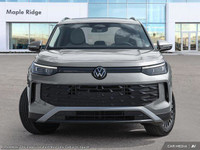 This Volkswagen Tiguan boasts a Intercooled Turbo Regular Unleaded I-4 2.0 L/121 engine powering thi... (image 1)