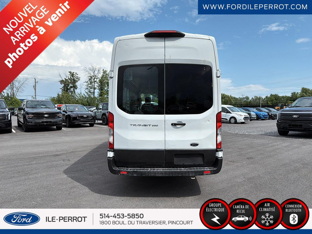 2021 Ford Transit Cargo Van T-250 HR, CLIMATISATION, BLUETOOTH,  in Cars & Trucks in City of Montréal - Image 4