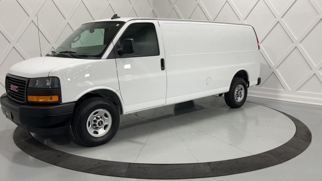 2022 GMC Savana Van 2500 EXTENDED| 4.3L V6| 13KM in Cars & Trucks in Markham / York Region - Image 4