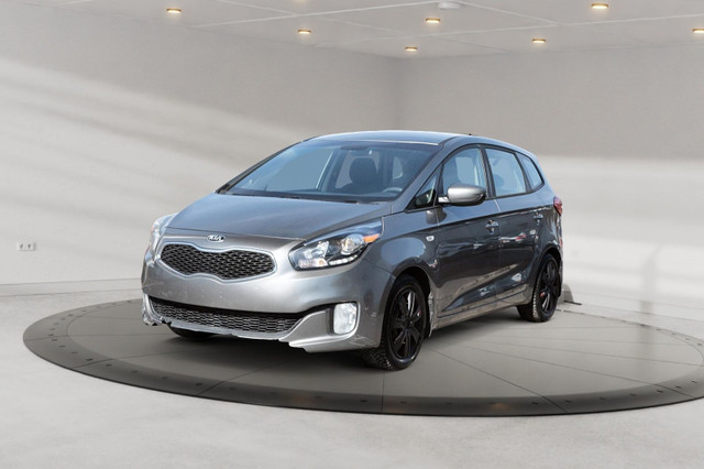 2016 Kia Rondo LX + AUTOMATIQUE + SIEGES CHAUFFANT LX in Cars & Trucks in Longueuil / South Shore