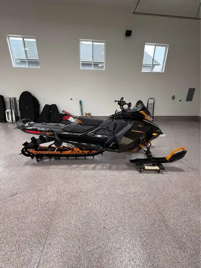 APPLY NOW: https://www.ridecollective.ca/get-pre-approved 2020 Ski-Doo Summit X 154 850 Expert deliv...