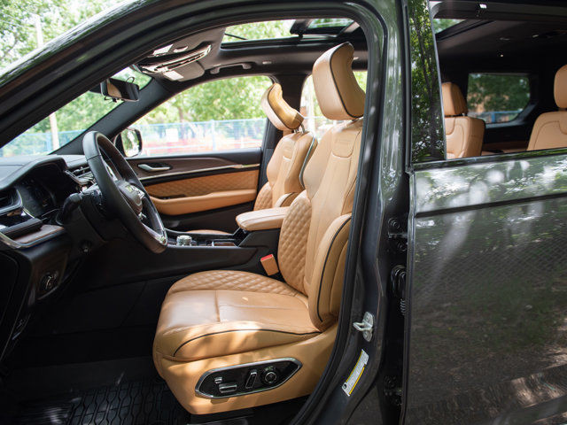 2024 Jeep Grand Cherokee L Summit, High Altitude, Advanced in Cars & Trucks in Calgary - Image 2