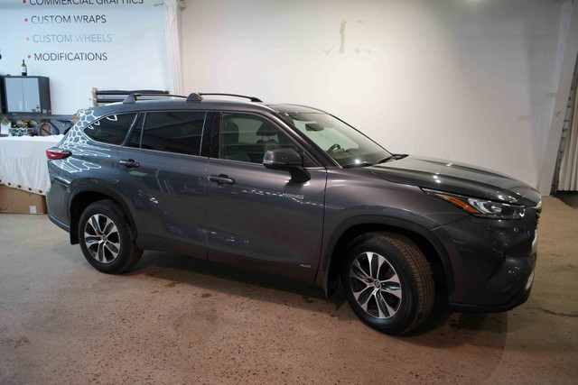 2020 TOYOTA HIGHLANDER XLE HYBRID - | 2nd Set Available in Cars & Trucks in Winnipeg - Image 3