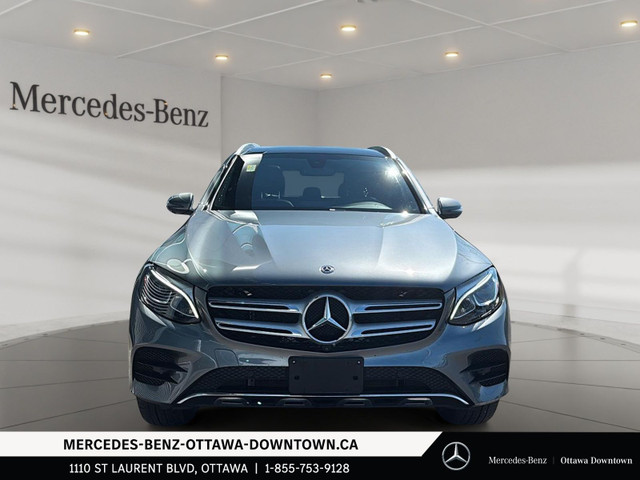 2019 Mercedes-Benz GLC300 4MATIC SUV Premium Plus & Sport Pkg in Cars & Trucks in Ottawa - Image 2