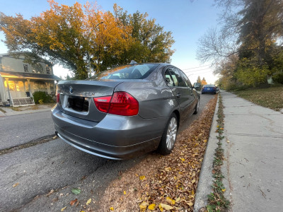 2011 BMW 3 Series Basic