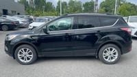 Le Ford Escape SE 2017 est un VUS compact qui combine polyvalence, performances efficaces et technol... (image 7)