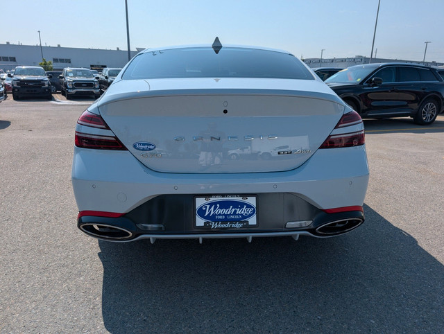 2022 Genesis G70 3.3T Sport 3.5L, ALL WHEEL DRIVE, NAVIGATION... in Cars & Trucks in Calgary - Image 4