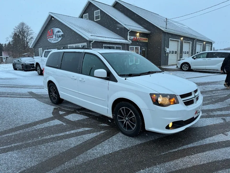 2017 Dodge Grand Caravan GT $105 Weekly Tax in