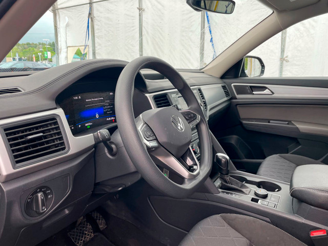 2023 Volkswagen Atlas TRENDLINE 4MOTION *SIÈGES CHAUFF* CARPLAY  in Cars & Trucks in Laurentides - Image 3