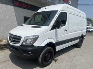 2016 Mercedes-Benz Fourgonnettes de chargement Sprinter 4x4 - to