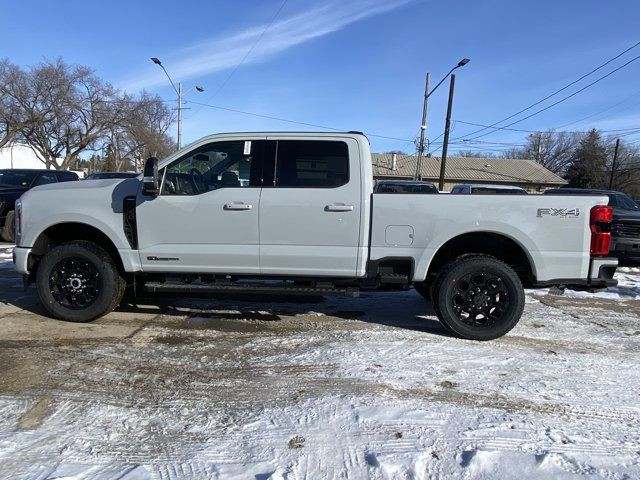 2025 Ford Super Duty F-350 SRW Lariat | Crew Cab 160 in Cars & Trucks in Edmonton - Image 4