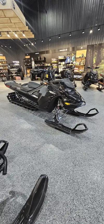 Price includes $500 rebate or $18949 with 2 year warranty IN STOCK NOW!! Engine Type: 850 E-TEC Disp...