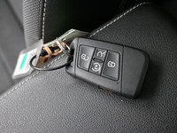 The 2024 Volkswagen Taos Comfortline is a stylish and practical compact SUV designed for modern driv... (image 4)