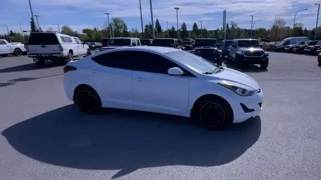 2016 Hyundai Elantra GL | Front Wheel Drive | Heated Seats62863216908033121