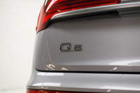 It's easy to see why the Q5 is one of the best selling SUV's in it's class! This Carfax 1 owner, loc... (image 7)