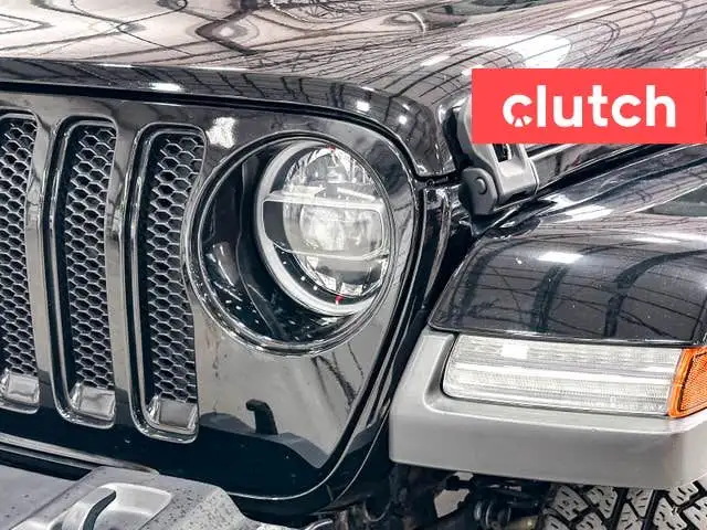 2021 Jeep Wrangler Unlimited Sahara 4X4 w/ Apple CarPlay, Heated in Cars & Trucks in Ottawa - Image 9