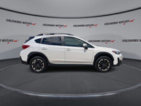 This Subaru Crosstrek has a strong Gas 4cyl 2.0L engine powering this Variable transmission. Sunroof... (image 8)